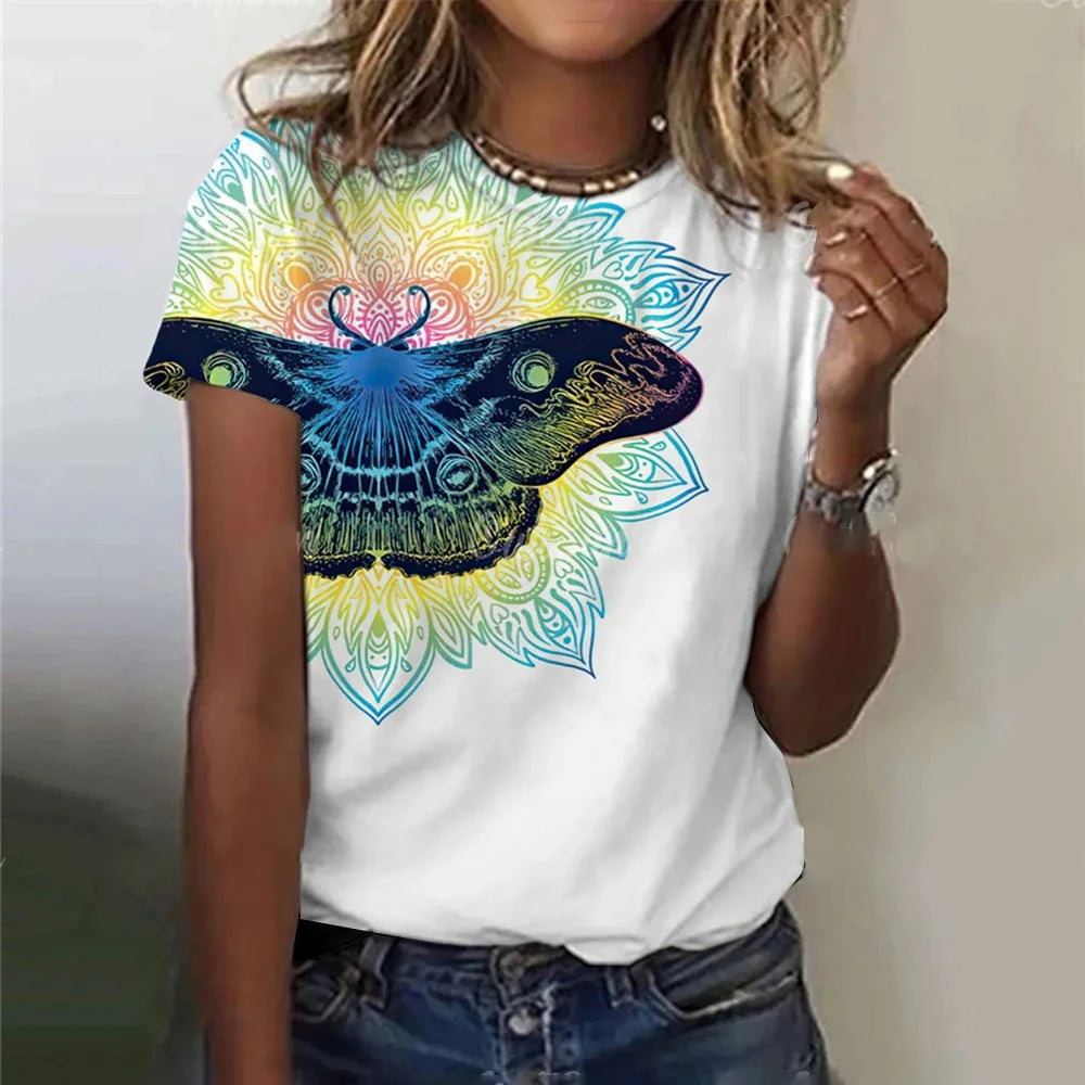 Embrace your inner free spirit, with this mandala T-shirt!